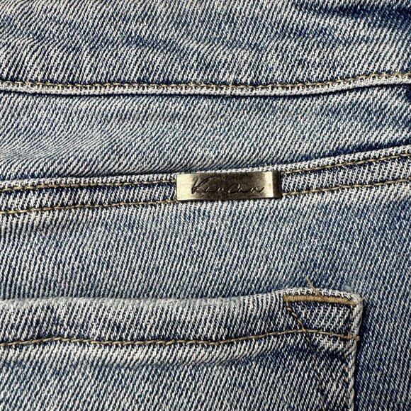 KanCan Boyfriend Mid Rise Ripped Ankle Jean - Size 30 - Picture 5 of 9